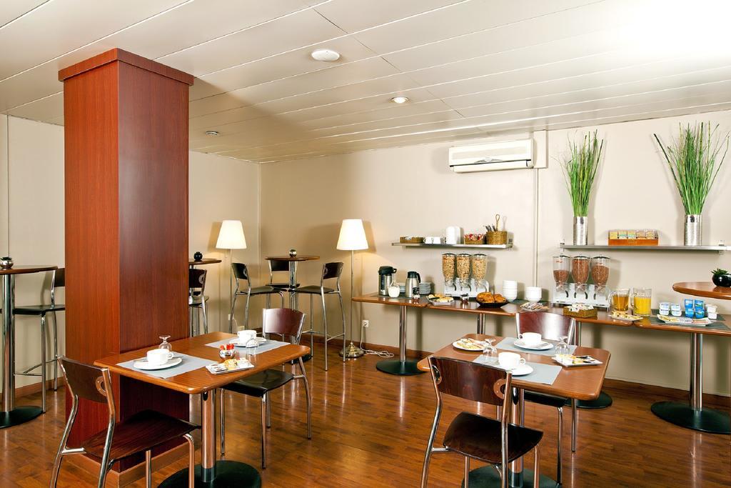 Apartahotel Residhome Rosa Parks