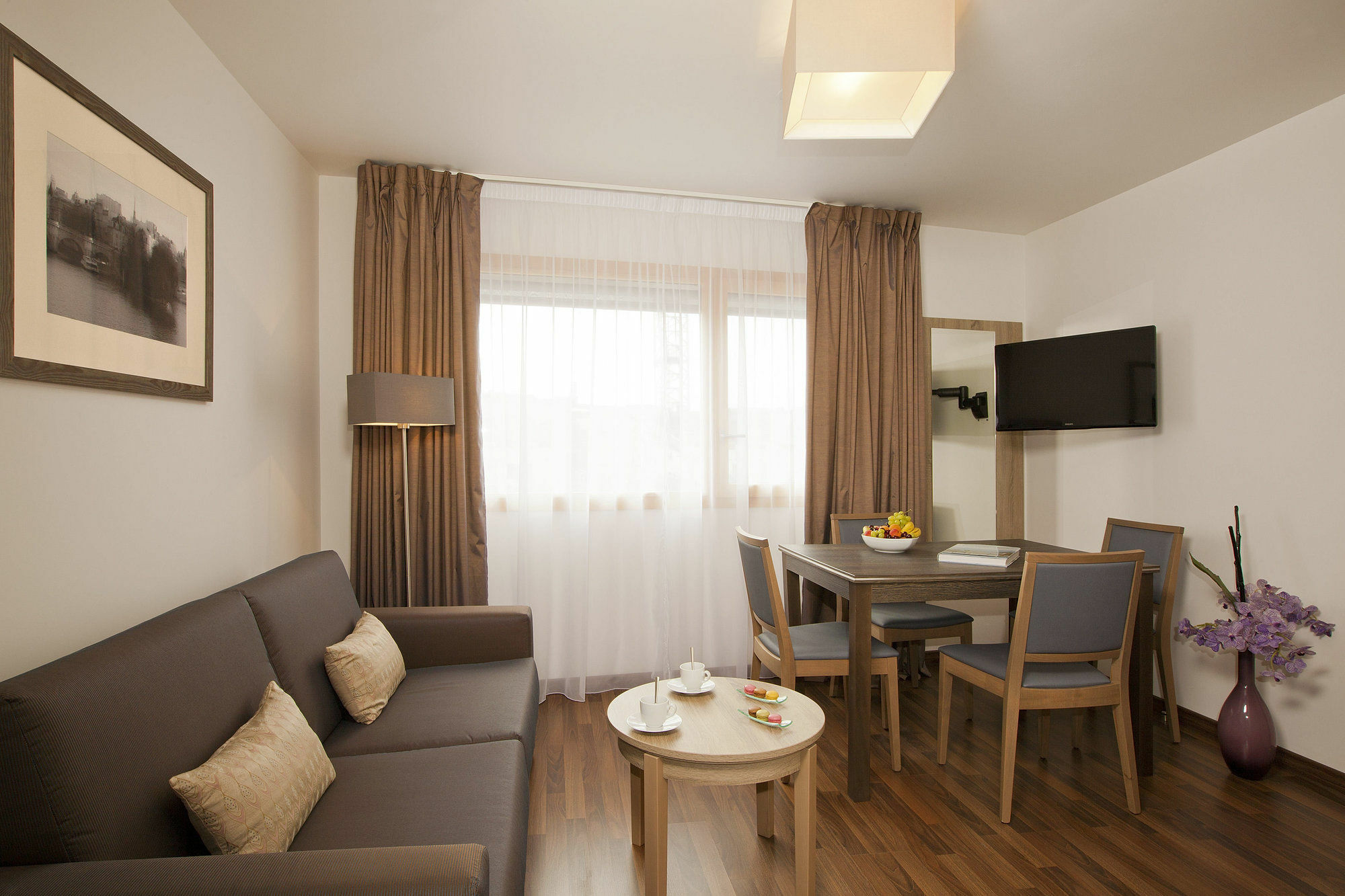 Residhome Rosa Parks Apartahotel París